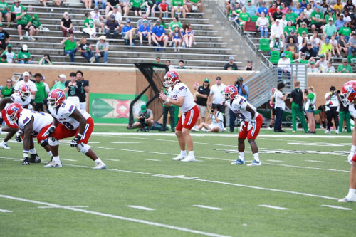 Bulldogs can’t stop Mean Green rushing attack, North Texas runs away ...